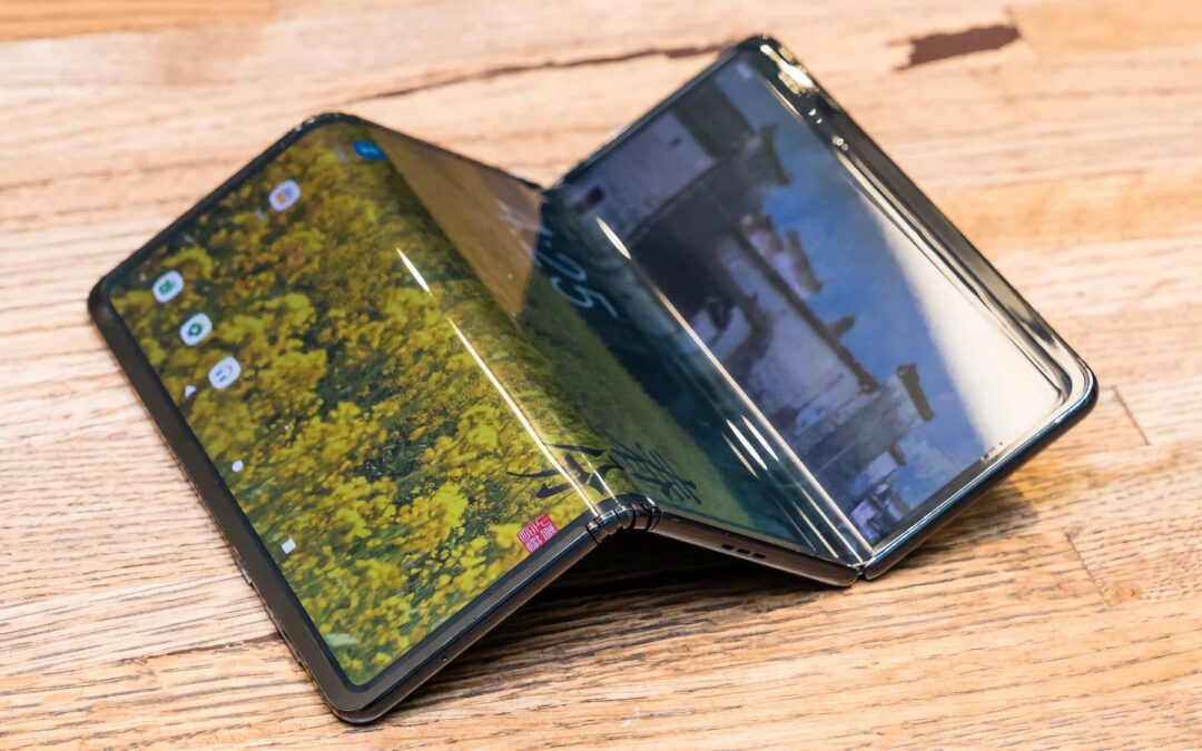 Huawei Triple Foldable Display Phone Review